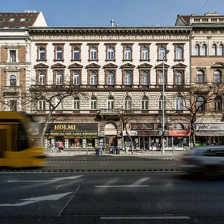 St. Stephen Boulevard Apartment Budapest Exterior photo