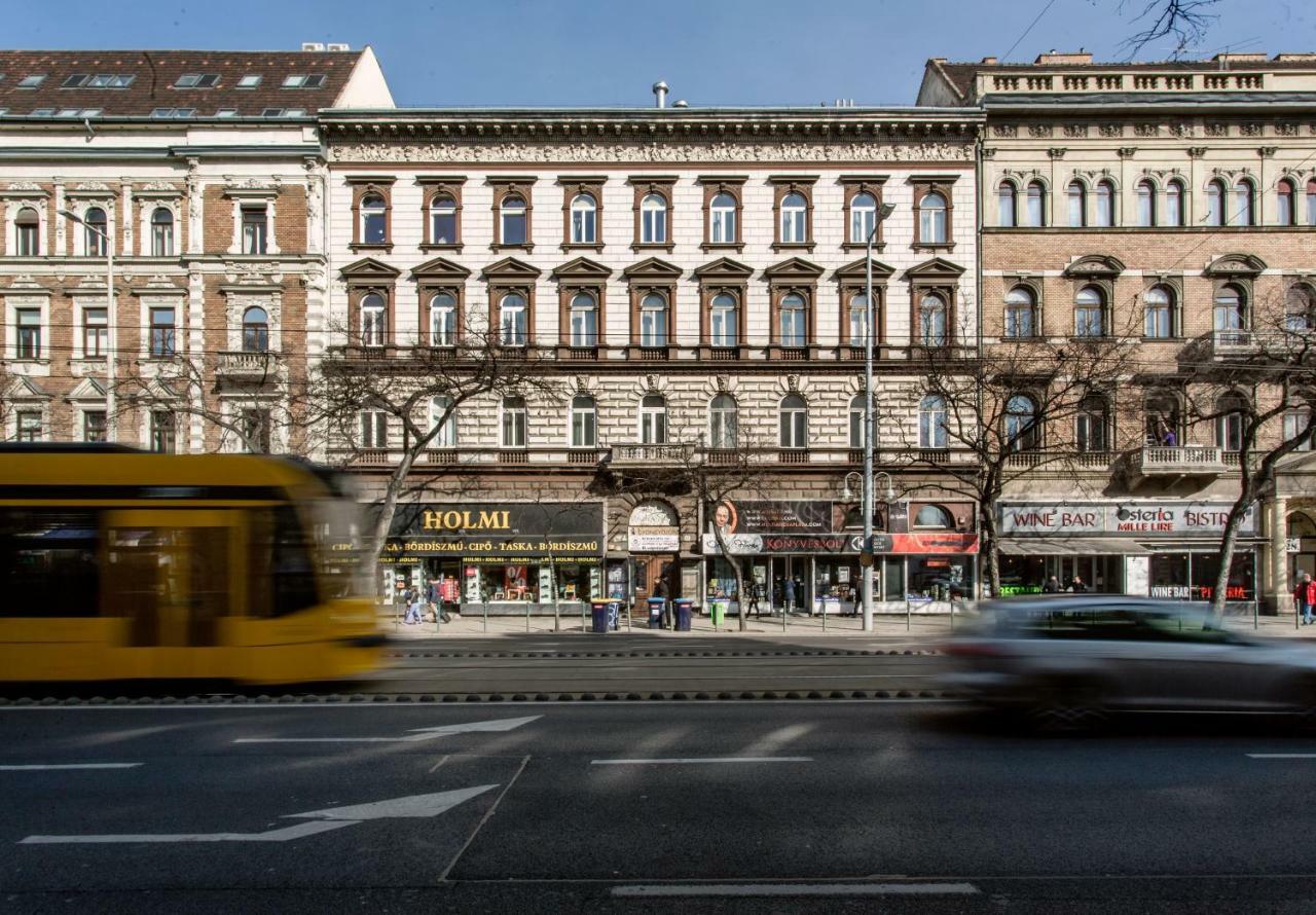 St. Stephen Boulevard Apartament